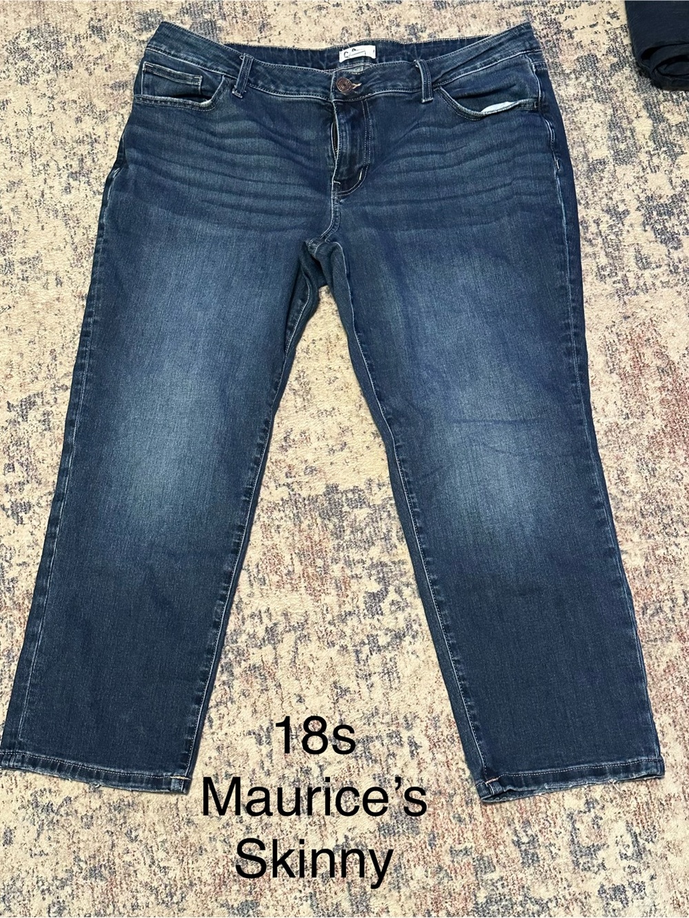 Maurices Women’s Skinny Jeans - Dark Blue Size 18. Never Worn